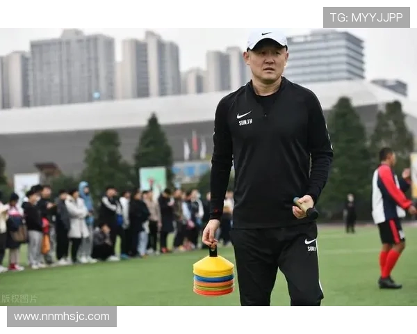 孙继海强调青训核心在育才而非追求成绩立志推动中国足球整体进步
